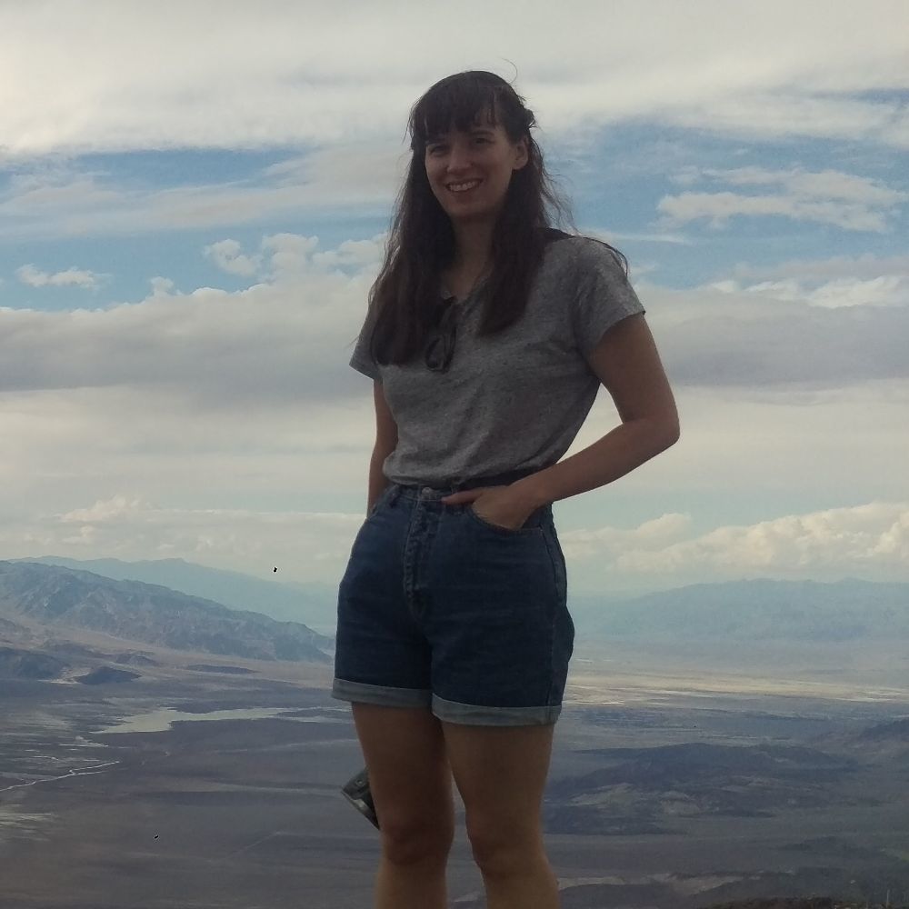 Meet your Posher, Liz